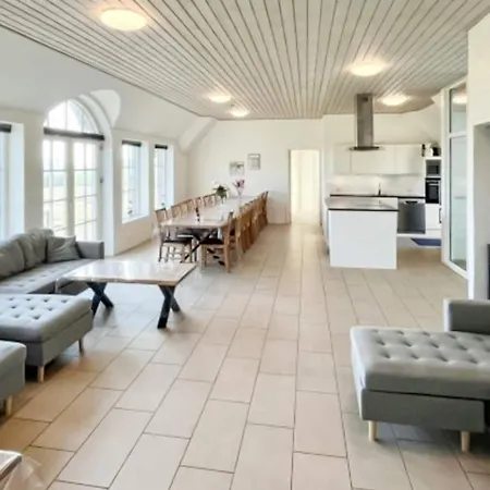 4 Star In * Ulfborg